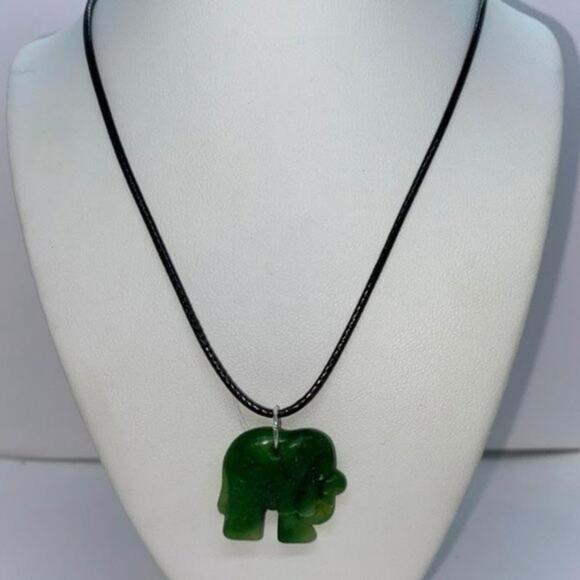 Handmade Black Wax Green Elephant Necklace - Picture 1 of 13